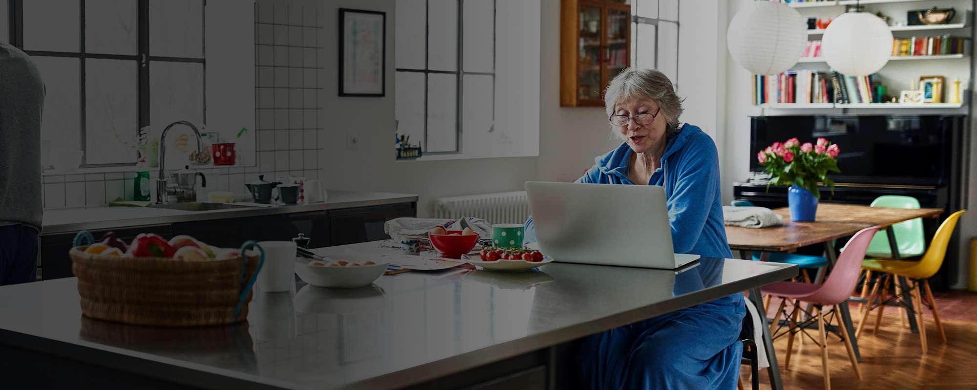 Women on laptop